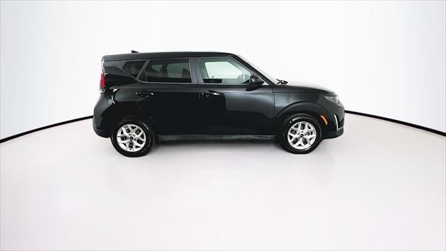 used 2023 Kia Soul car, priced at $15,289