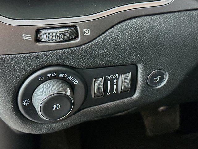 used 2022 Jeep Cherokee car, priced at $21,597