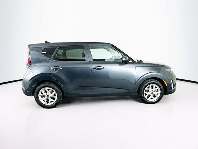 used 2024 Kia Soul car, priced at $15,996
