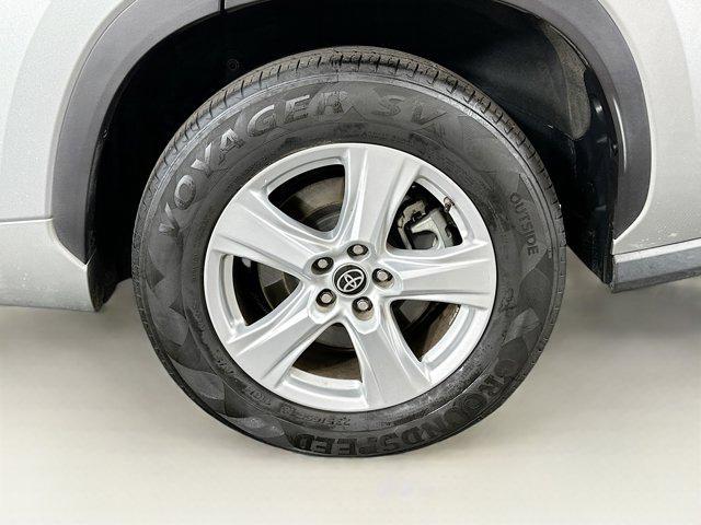 used 2021 Toyota Highlander car, priced at $25,899