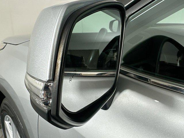used 2021 Toyota Highlander car, priced at $25,899