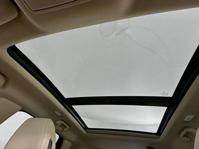 used 2022 Acura MDX car, priced at $33,297