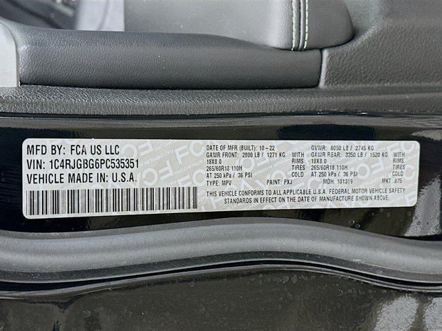 used 2023 Jeep Grand Cherokee car, priced at $25,397