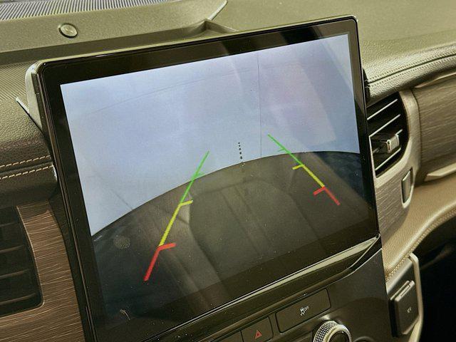 used 2023 Ford Expedition car, priced at $36,987