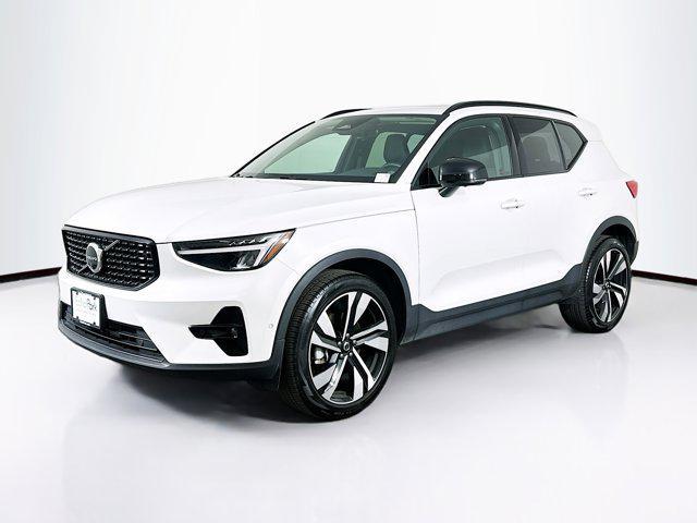 used 2025 Volvo XC40 car, priced at $30,597