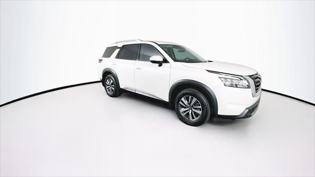 used 2023 Nissan Pathfinder car, priced at $28,589