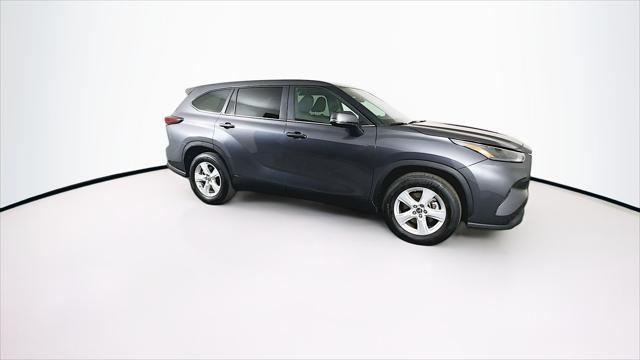 used 2024 Toyota Highlander car, priced at $35,789