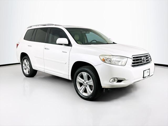 used 2010 Toyota Highlander car, priced at $13,399