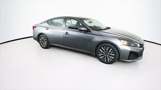 used 2023 Nissan Altima car, priced at $20,789