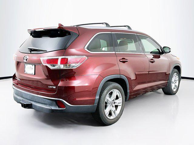 used 2016 Toyota Highlander car, priced at $21,899