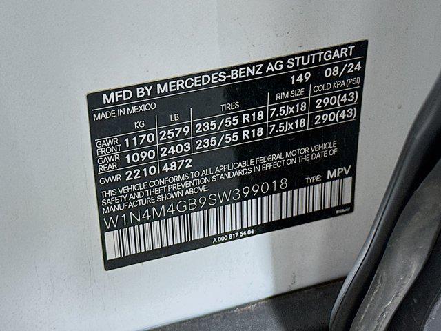 used 2025 Mercedes-Benz GLB 250 car, priced at $32,997