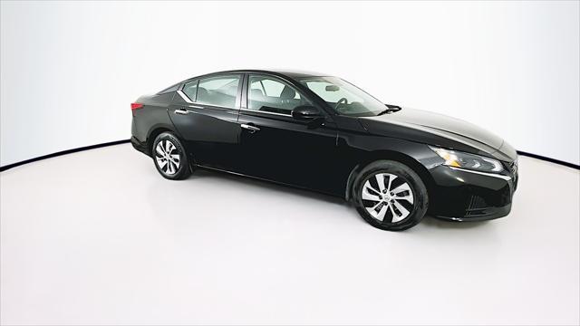 used 2023 Nissan Altima car, priced at $16,289