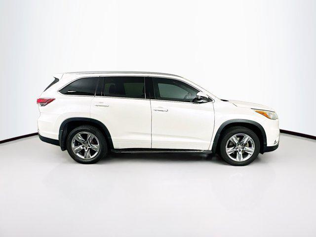 used 2014 Toyota Highlander car, priced at $16,899