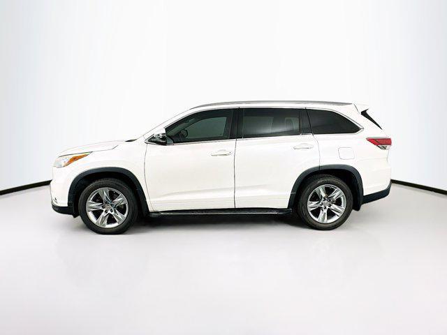 used 2014 Toyota Highlander car, priced at $16,899