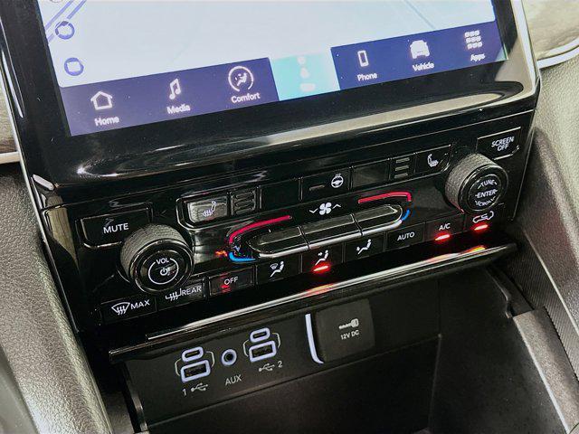 used 2024 Jeep Grand Cherokee car, priced at $33,097