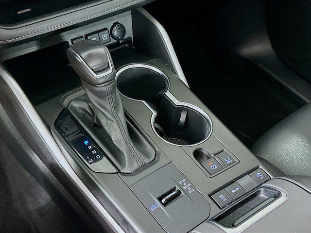 used 2021 Toyota Highlander car, priced at $28,297