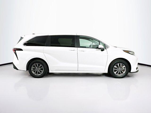 used 2023 Toyota Sienna car, priced at $34,197