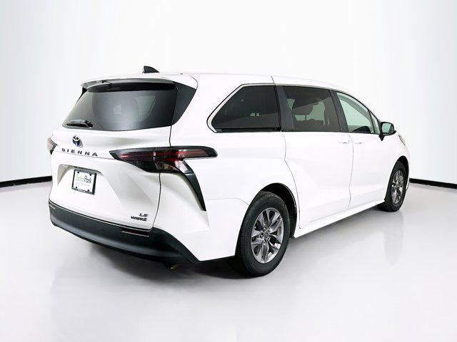 used 2023 Toyota Sienna car, priced at $34,197