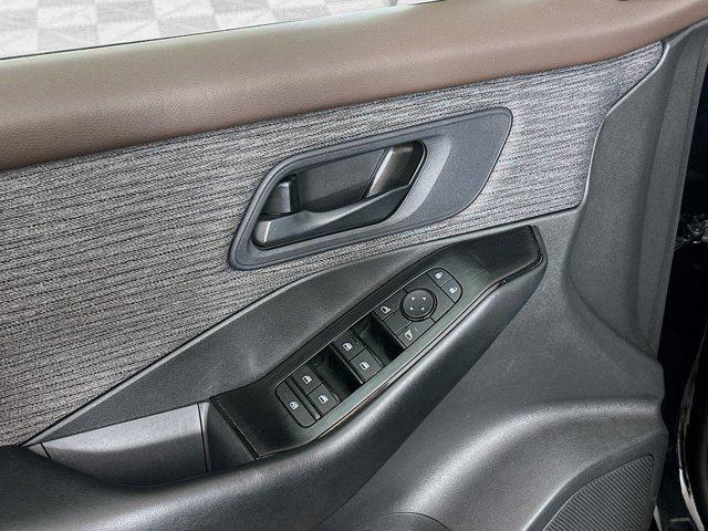 used 2023 Nissan Rogue car, priced at $18,787