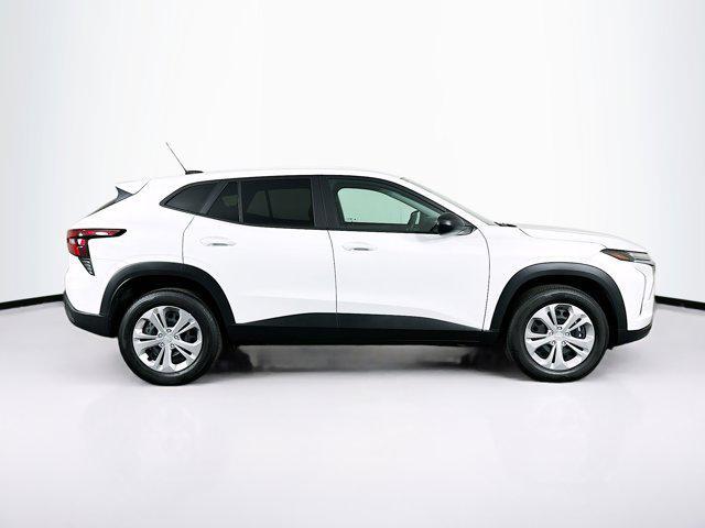 used 2025 Chevrolet Trax car, priced at $19,497