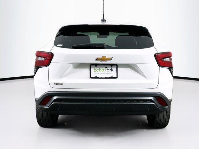 used 2025 Chevrolet Trax car, priced at $19,497