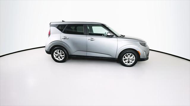 used 2023 Kia Soul car, priced at $13,489