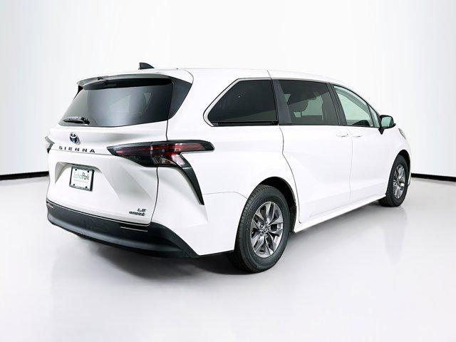 used 2023 Toyota Sienna car, priced at $34,197