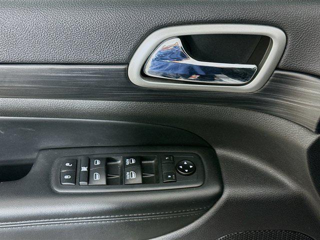 used 2019 Jeep Grand Cherokee car, priced at $17,896