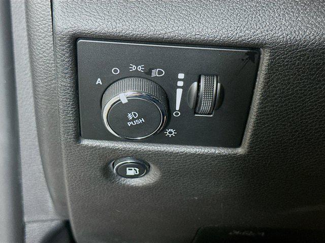 used 2019 Jeep Grand Cherokee car, priced at $17,896