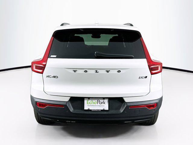 used 2025 Volvo XC40 car, priced at $29,497