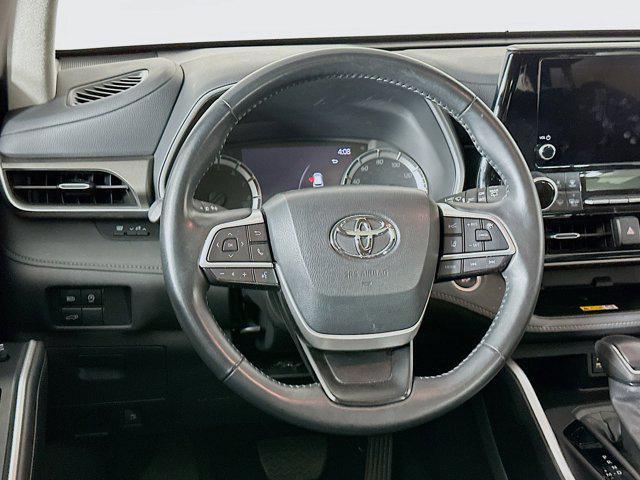used 2024 Toyota Highlander car, priced at $40,697