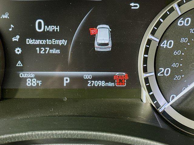 used 2024 Toyota Highlander car, priced at $40,697