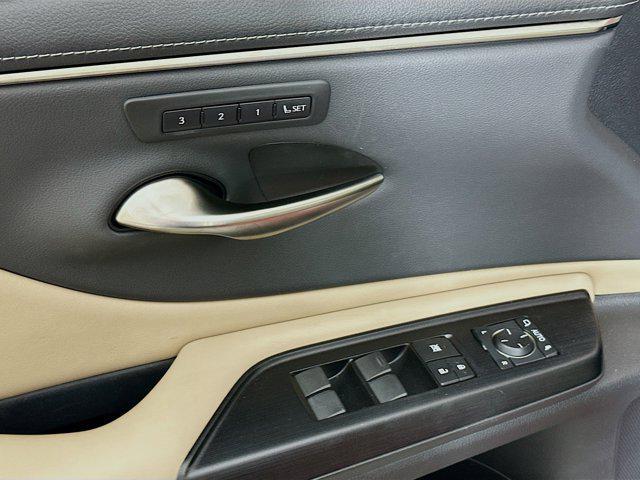 used 2020 Lexus ES 350 car, priced at $30,697