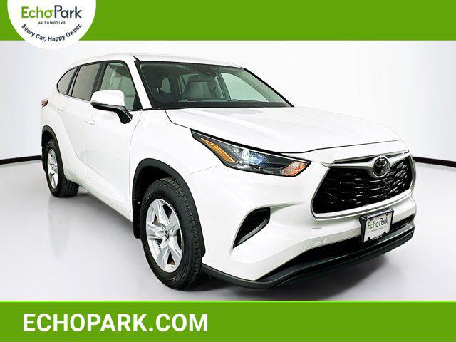 used 2023 Toyota Highlander car, priced at $29,689