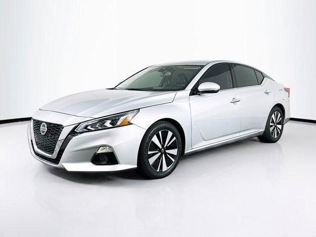 used 2019 Nissan Altima car, priced at $13,999