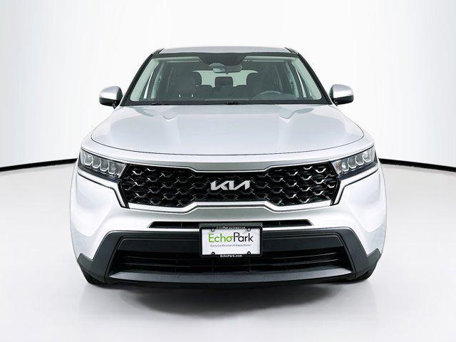 used 2022 Kia Sorento car, priced at $21,897