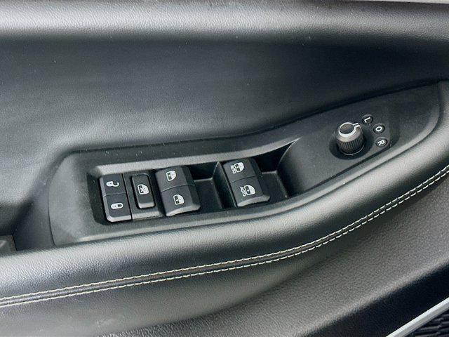 used 2023 Jeep Grand Cherokee L car, priced at $28,996