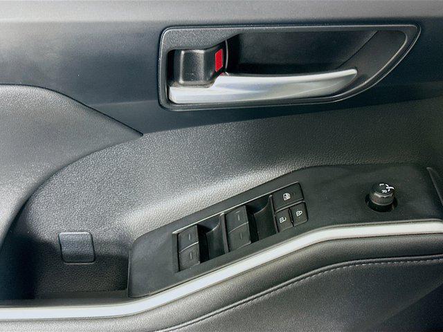 used 2024 Toyota Highlander car, priced at $40,397