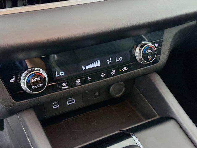 used 2024 Mitsubishi Outlander car, priced at $23,996