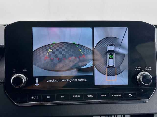 used 2024 Mitsubishi Outlander car, priced at $23,996