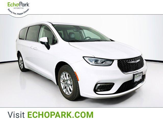 used 2023 Chrysler Pacifica car, priced at $23,997