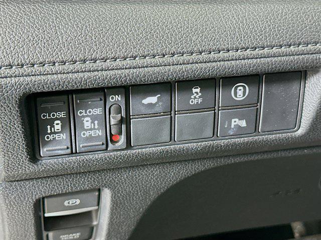 used 2023 Honda Odyssey car, priced at $40,197