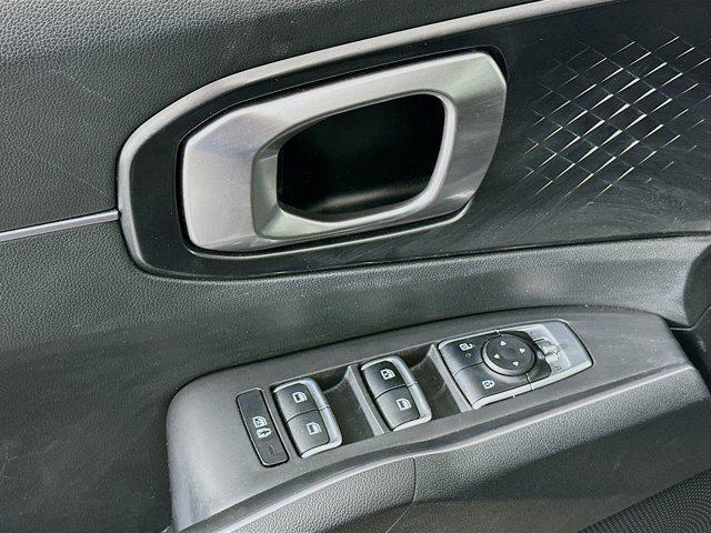 used 2024 Kia Sorento car, priced at $24,497