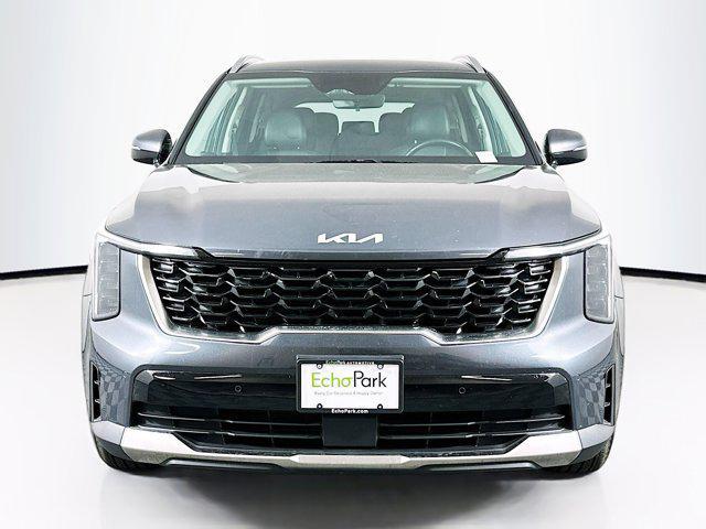 used 2024 Kia Sorento car, priced at $24,497