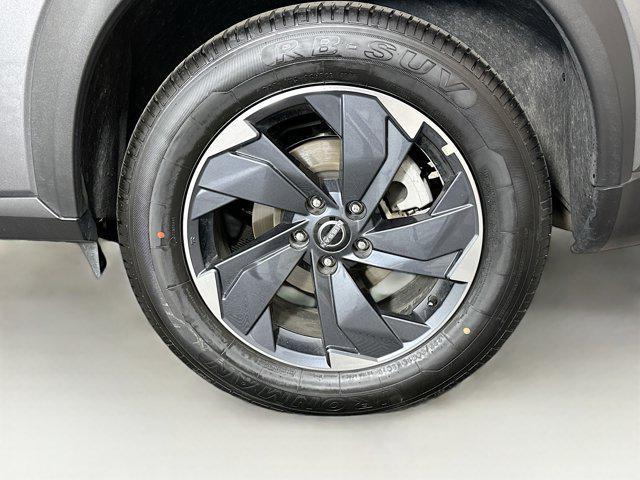 used 2024 Nissan Rogue car, priced at $24,297