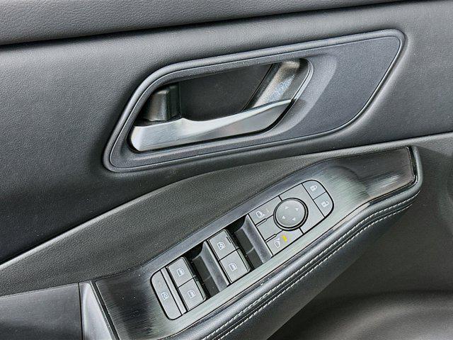 used 2024 Nissan Rogue car, priced at $24,297