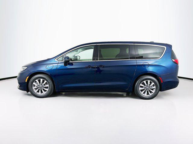 used 2023 Chrysler Pacifica Hybrid car, priced at $29,689