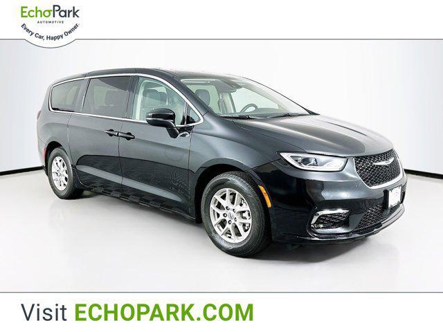 used 2023 Chrysler Pacifica car, priced at $23,797