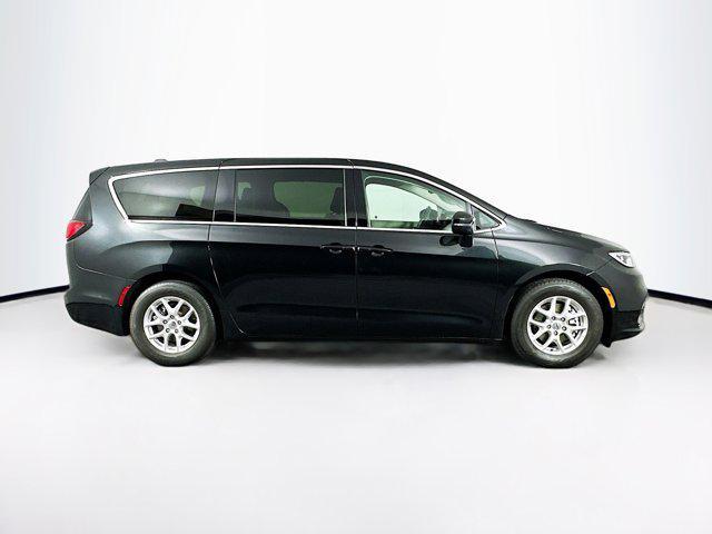 used 2023 Chrysler Pacifica car, priced at $23,797