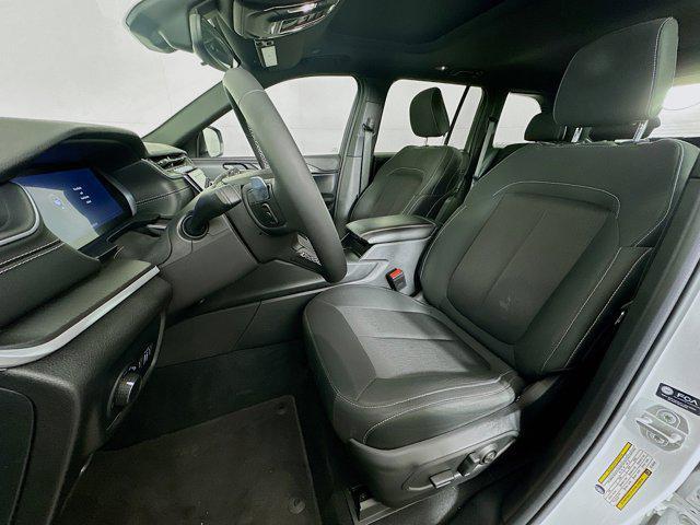 used 2024 Jeep Grand Cherokee car, priced at $29,797
